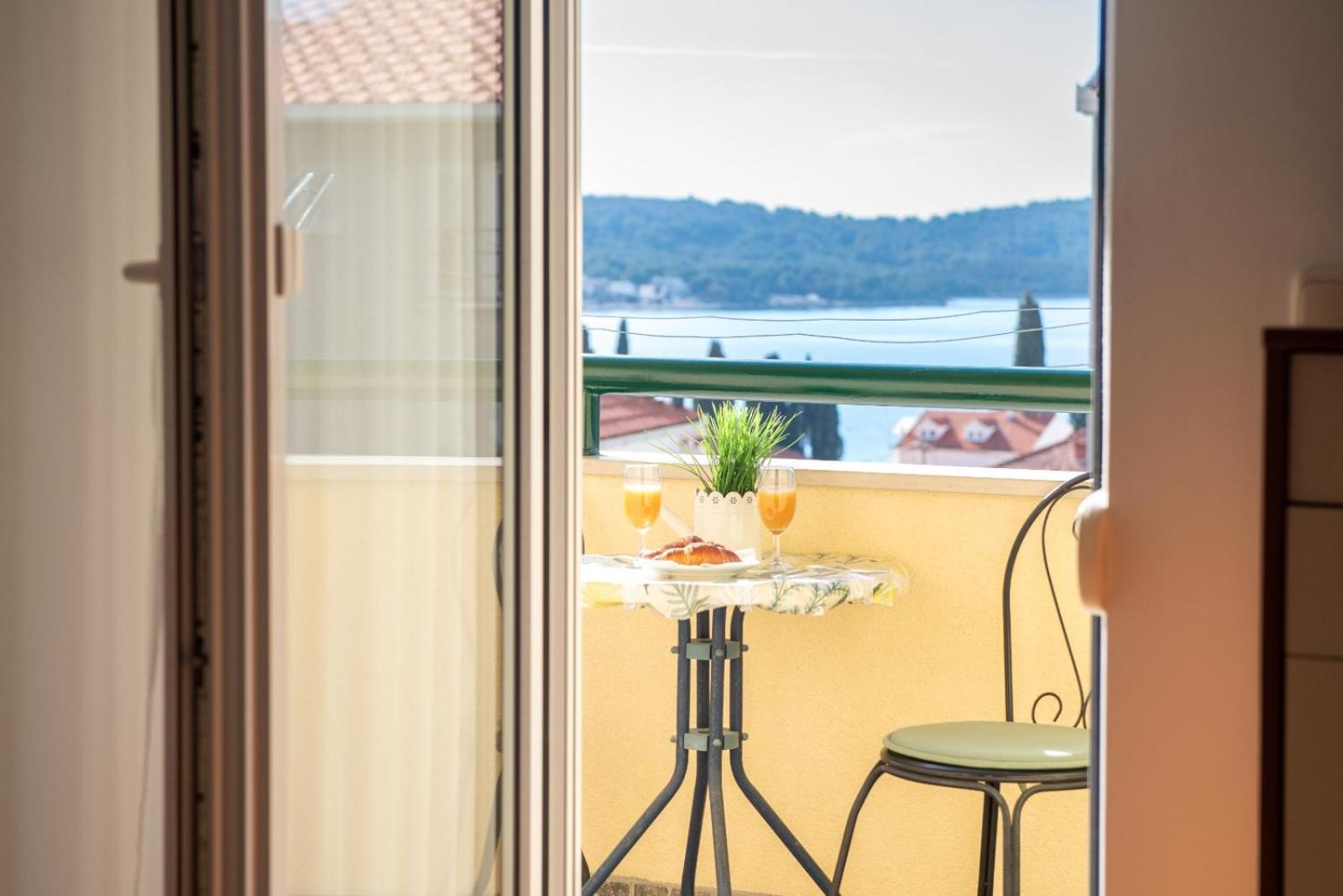 Apartment Anita Трогир Екстериор снимка